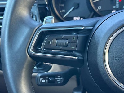 2025 Porsche Macan AWD