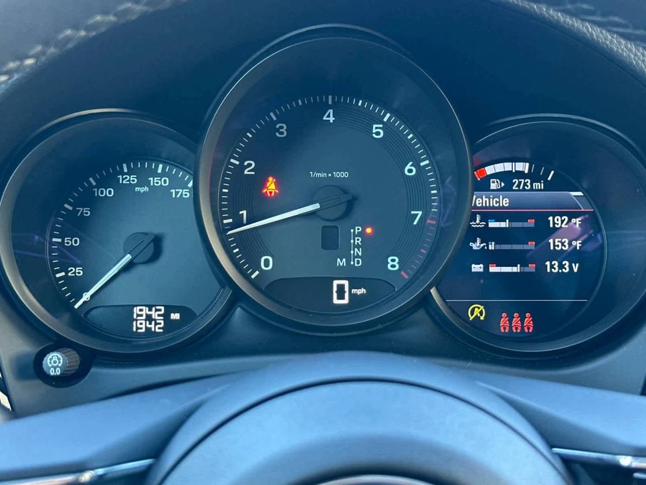 2025 Porsche Macan AWD