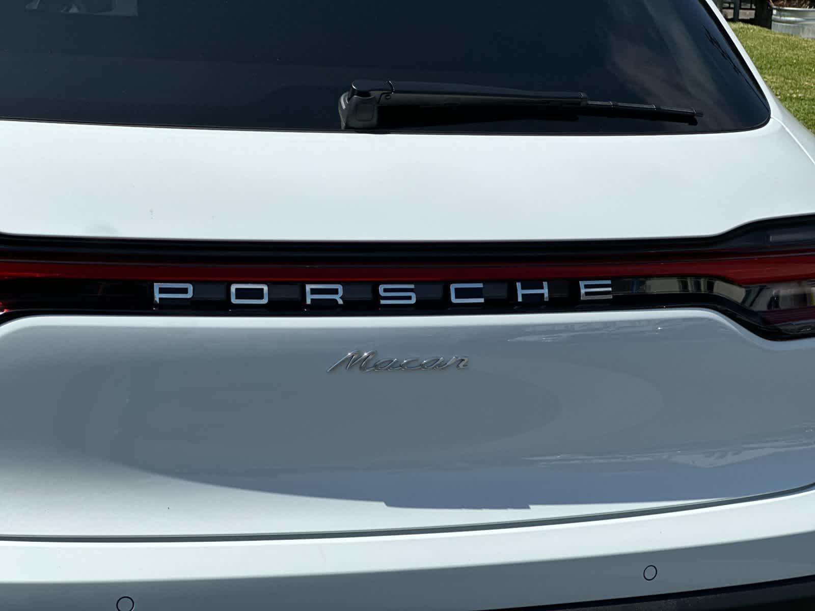 2025 Porsche Macan Base