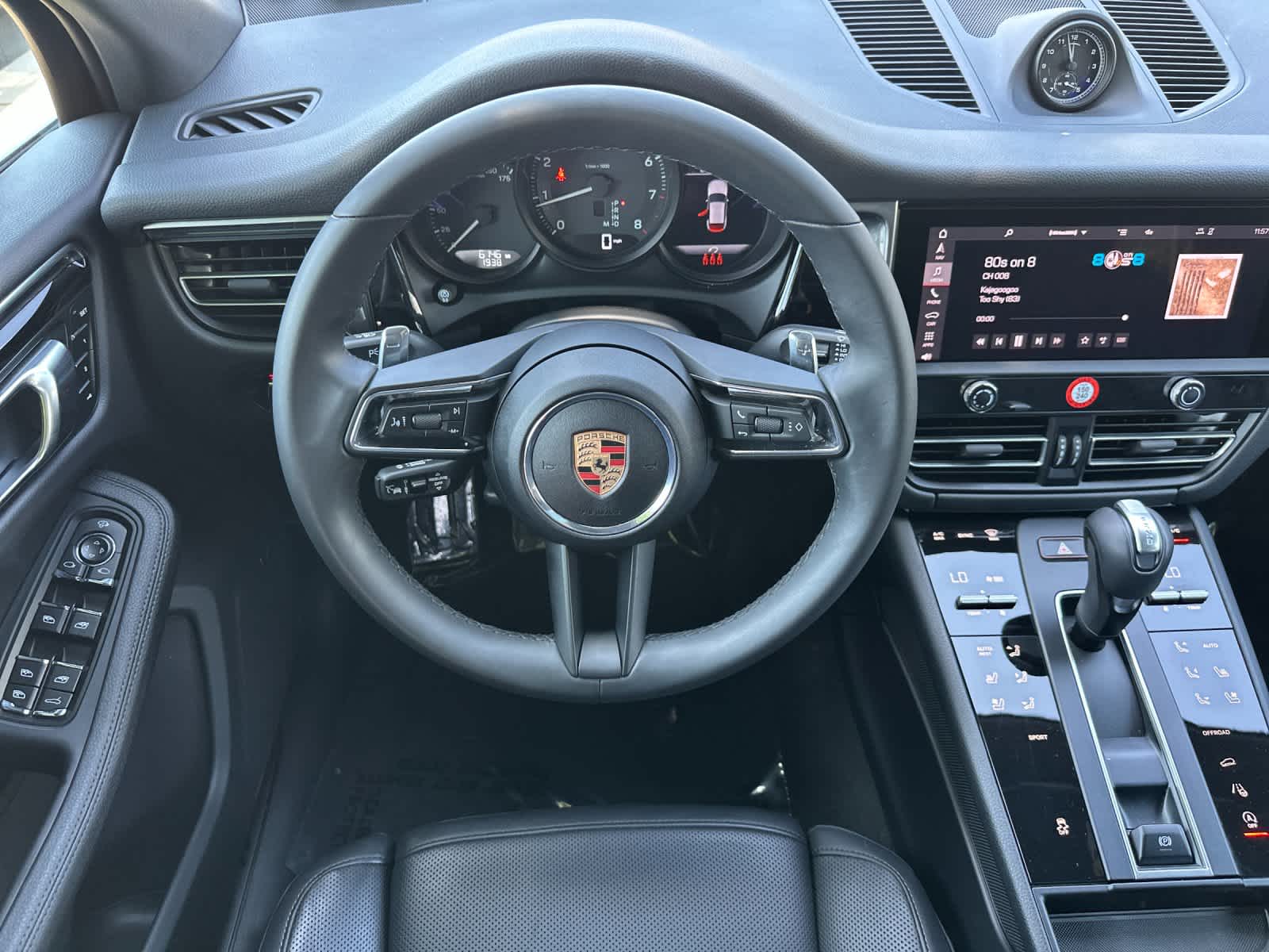2025 Porsche Macan Base