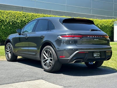 2025 Porsche Macan Base