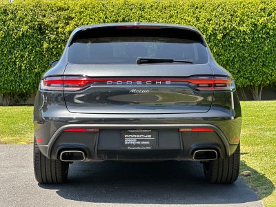 2025 Porsche Macan Base