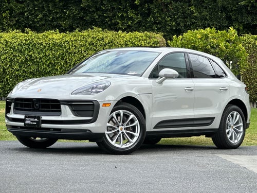 2025 Porsche Macan Base