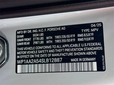2025 Porsche Macan Base