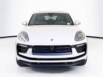 2025 Porsche Macan Base