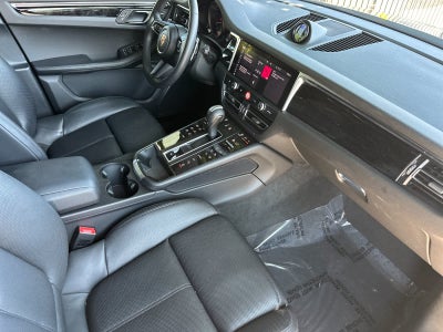 2025 Porsche Macan Macan