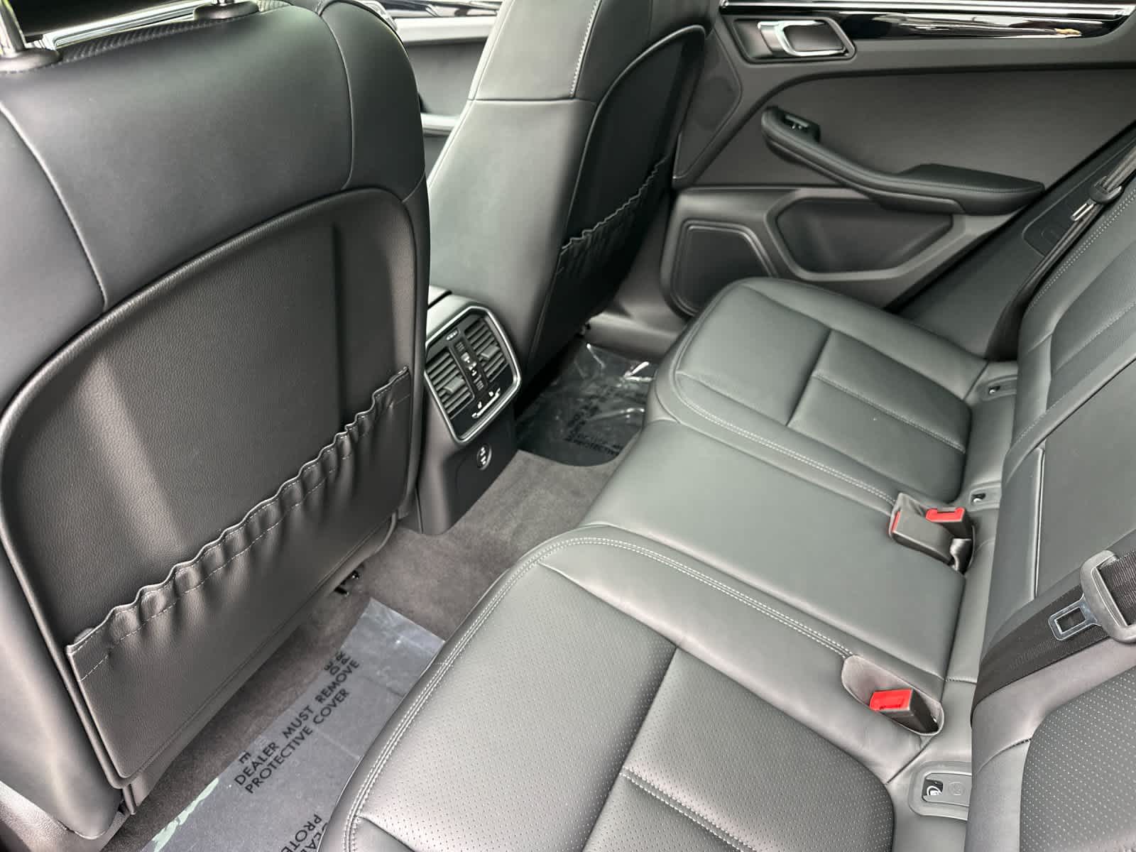 2025 Porsche Macan Macan
