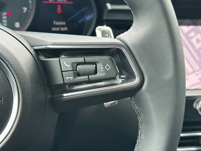 2025 Porsche Macan Macan
