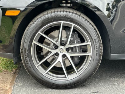 2025 Porsche Macan Macan