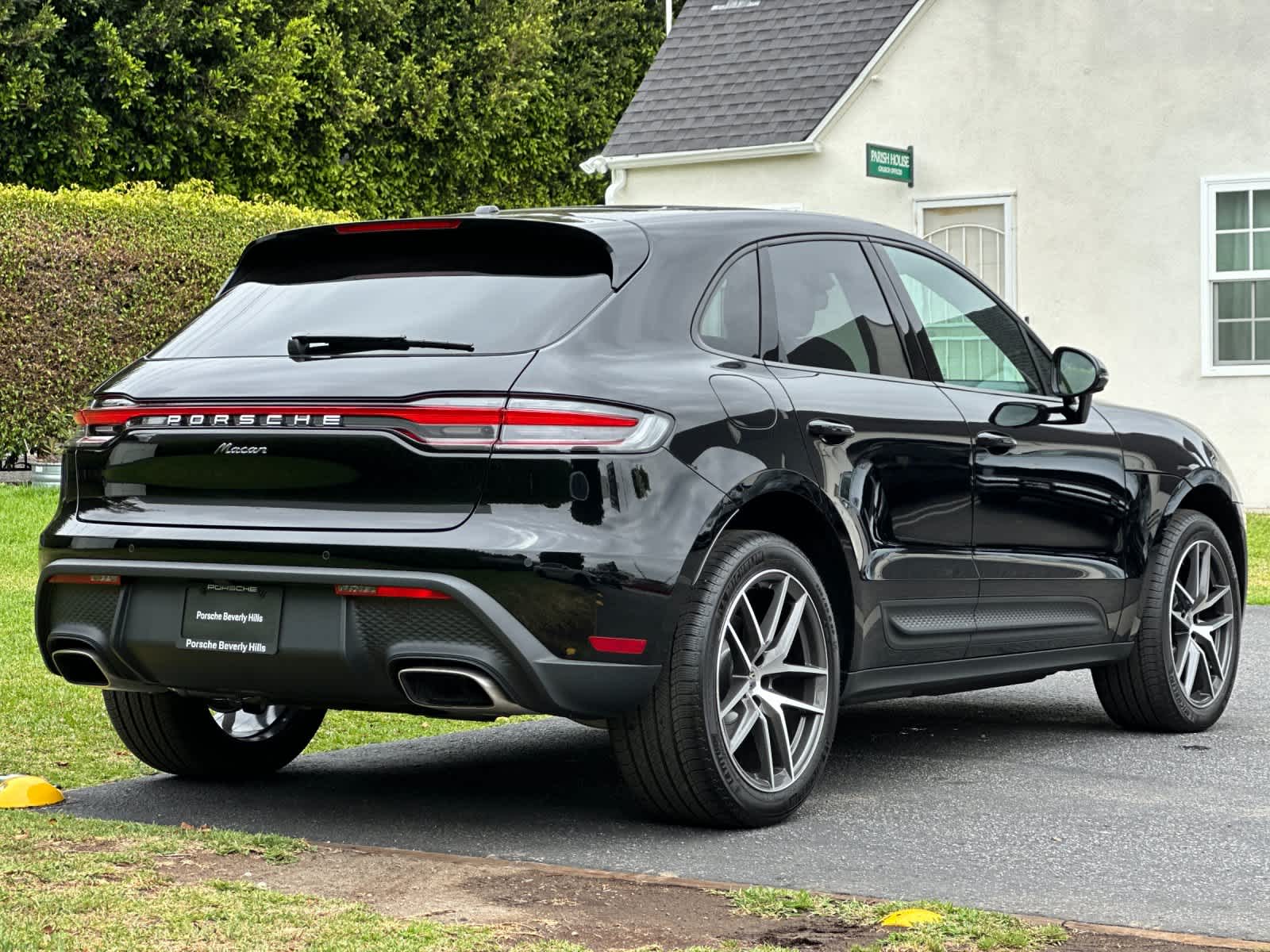 2025 Porsche Macan Macan