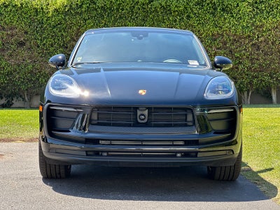 2025 Porsche Macan Macan