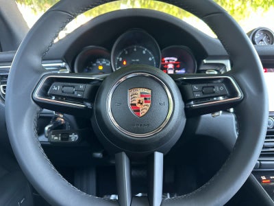 2025 Porsche Macan Macan
