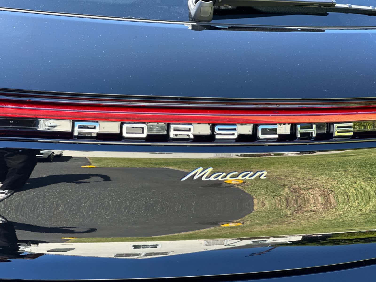 2025 Porsche Macan Macan