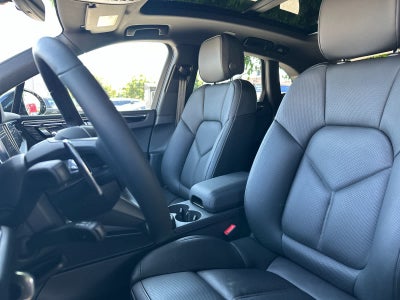 2025 Porsche Macan Macan