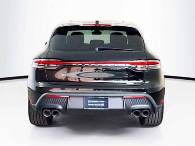 2025 Porsche Macan AWD