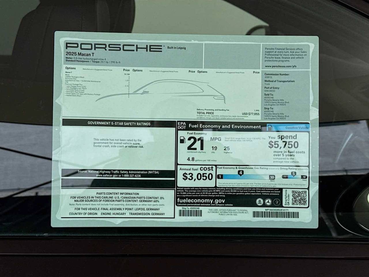 2025 Porsche Macan AWD