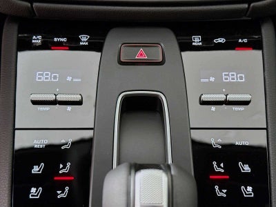 2025 Porsche Macan Macan T