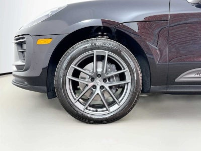 2025 Porsche Macan Macan T
