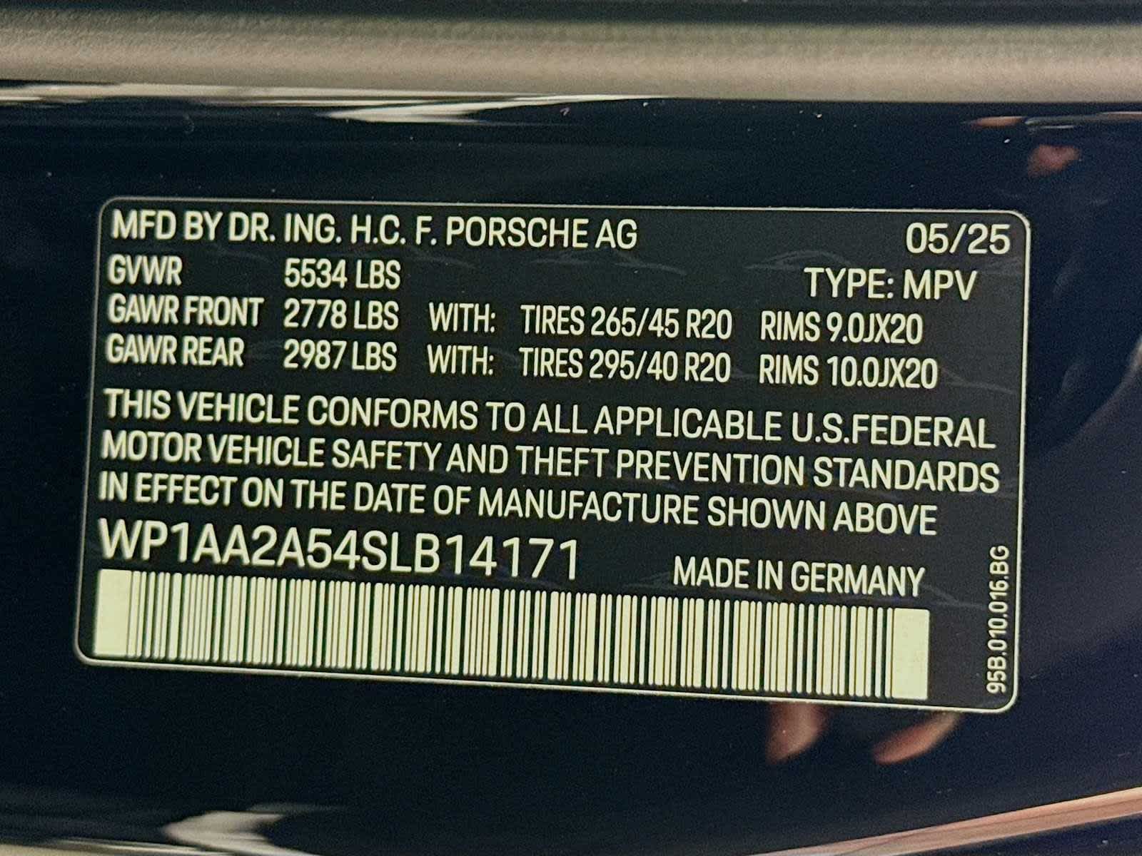 2025 Porsche Macan Macan T