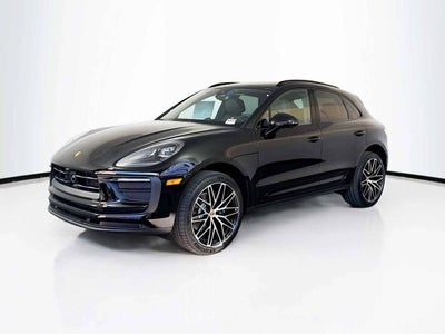 2026 Porsche Macan AWD