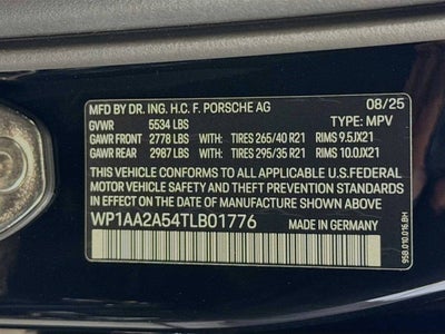 2026 Porsche Macan AWD