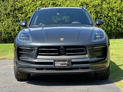 2026 Porsche Macan Macan