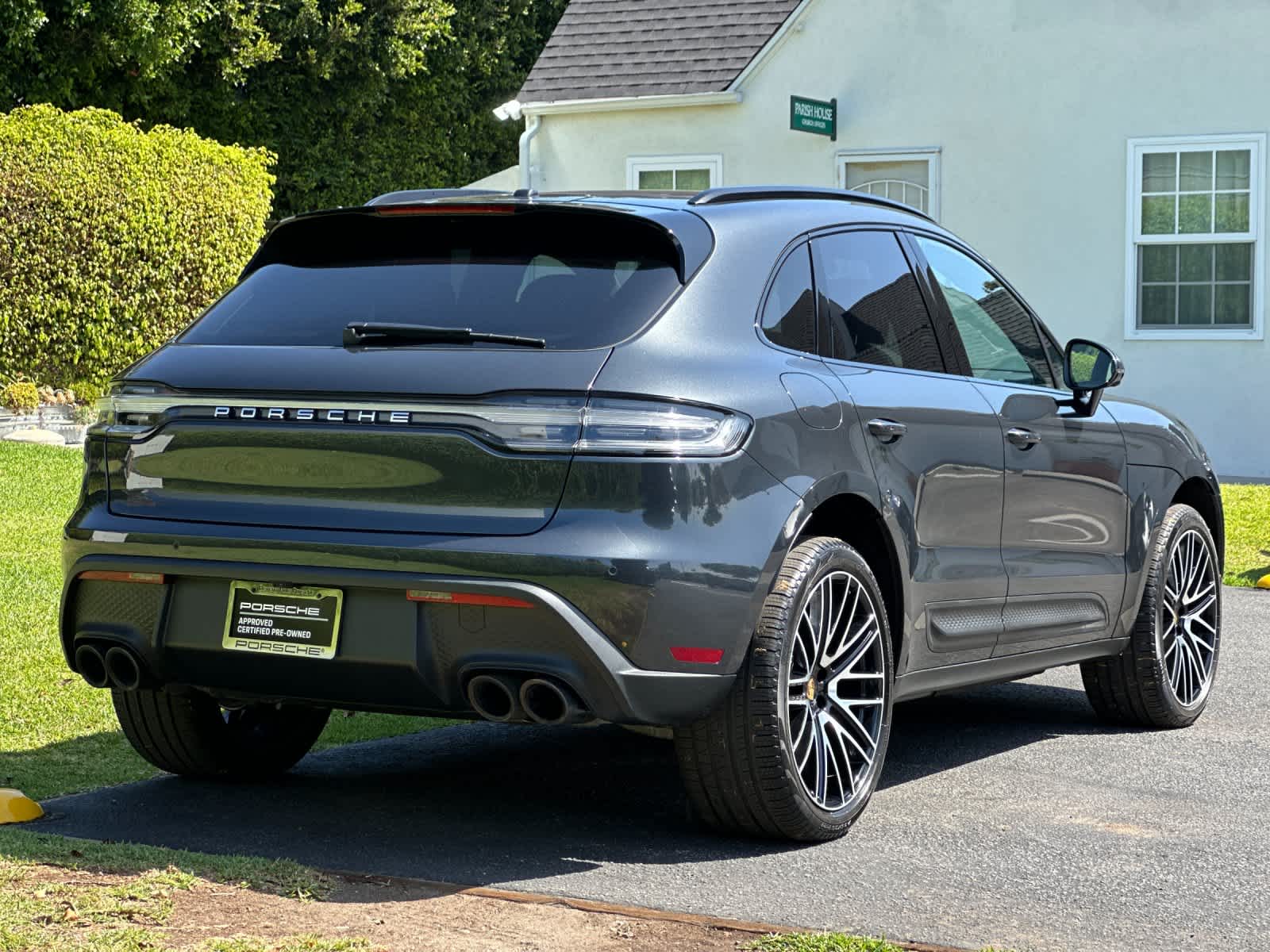 2026 Porsche Macan Macan