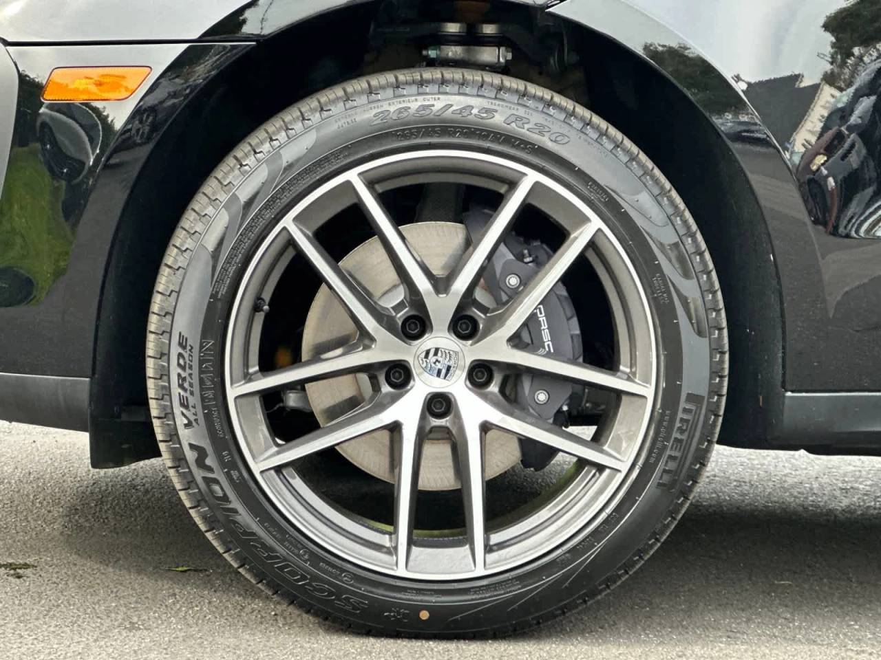 2026 Porsche Macan AWD