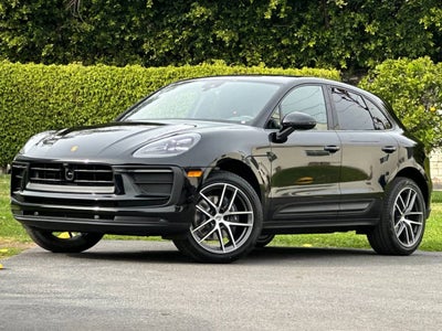 2026 Porsche Macan Macan