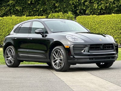 2026 Porsche Macan Macan