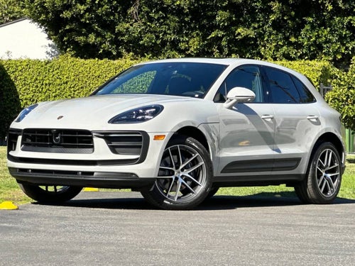 2026 Porsche Macan AWD