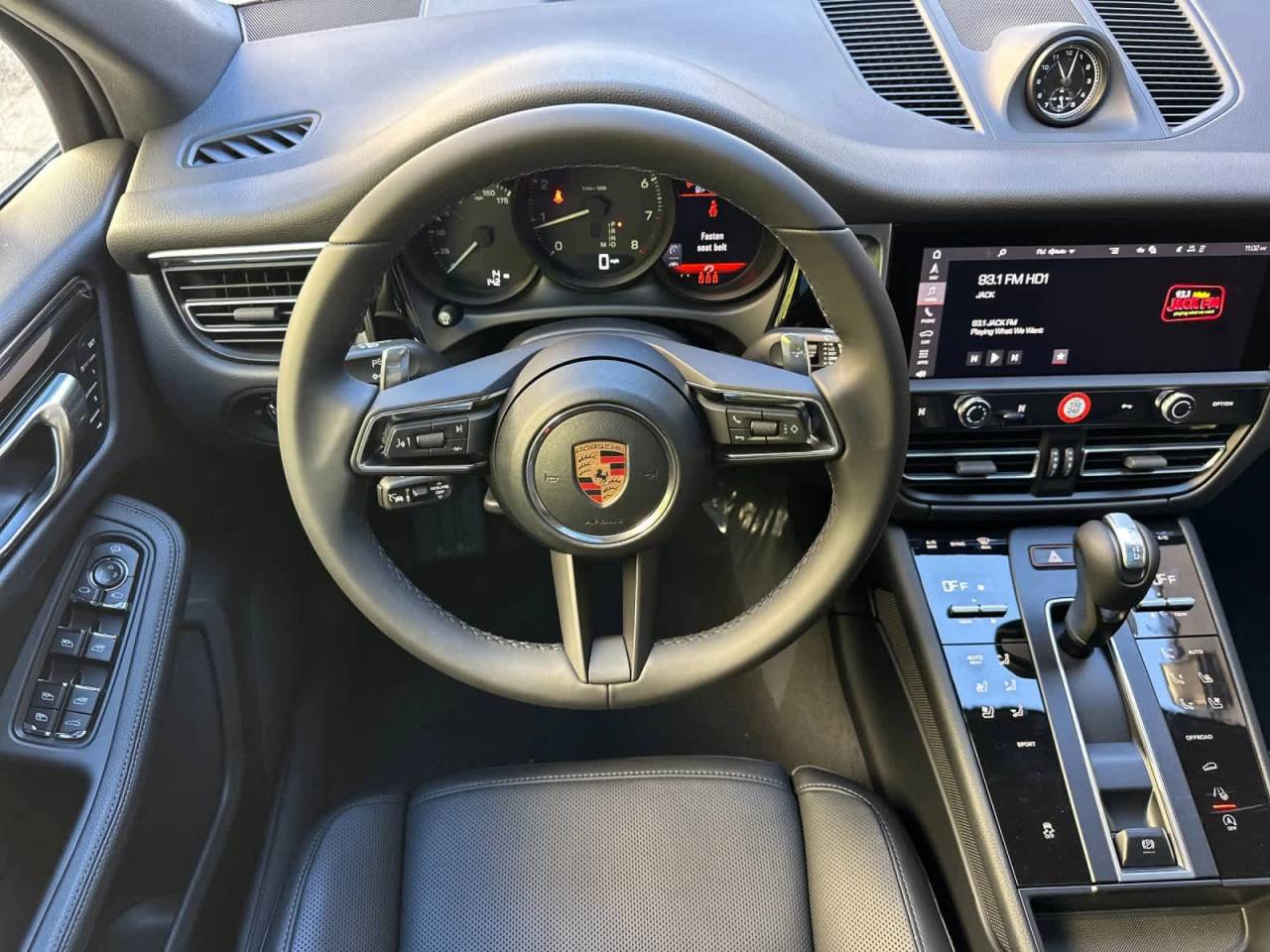 2026 Porsche Macan AWD