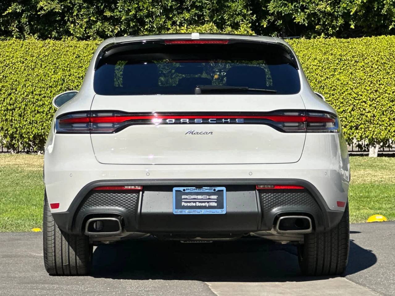 2026 Porsche Macan AWD