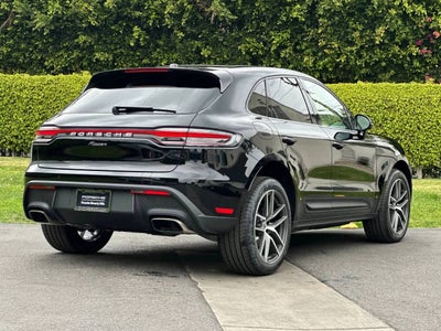 2026 Porsche Macan Macan