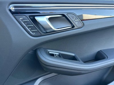 2026 Porsche Macan T