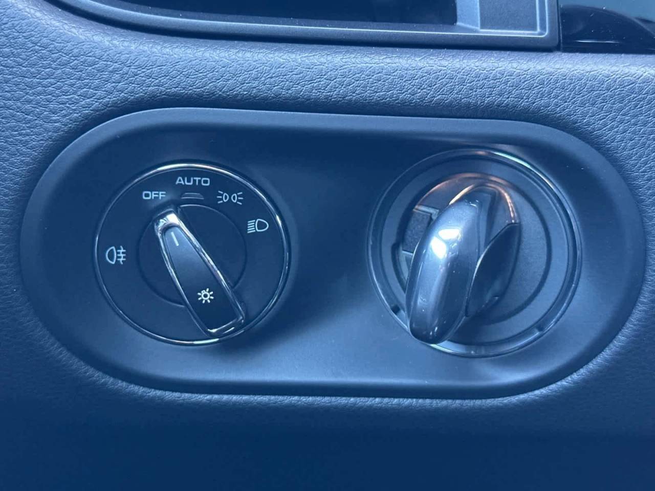 2026 Porsche Macan T