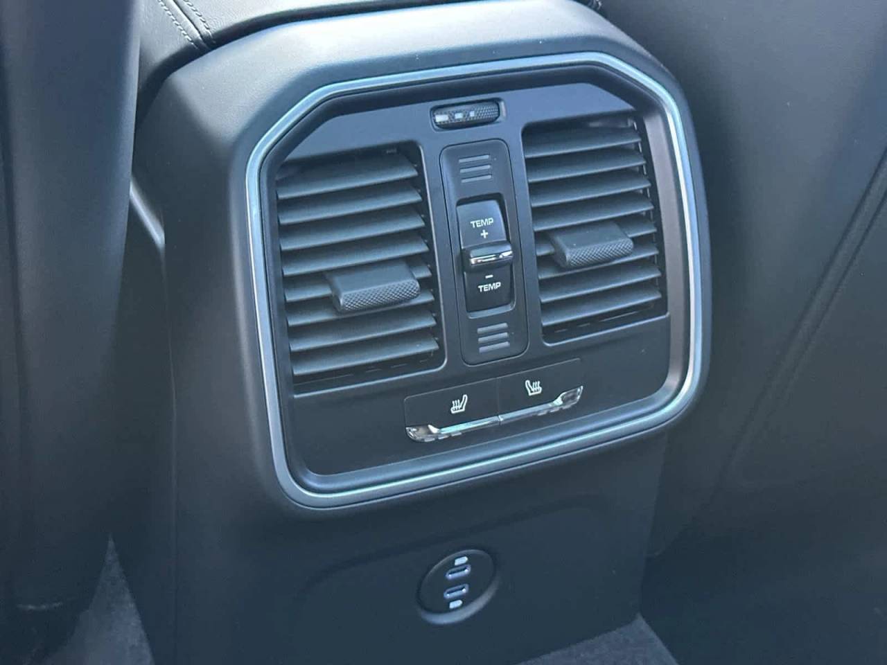 2026 Porsche Macan T