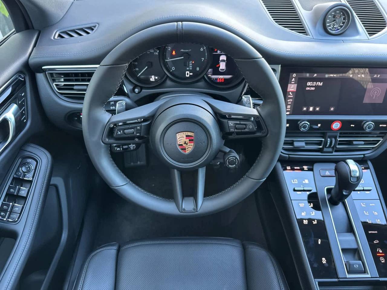 2026 Porsche Macan T