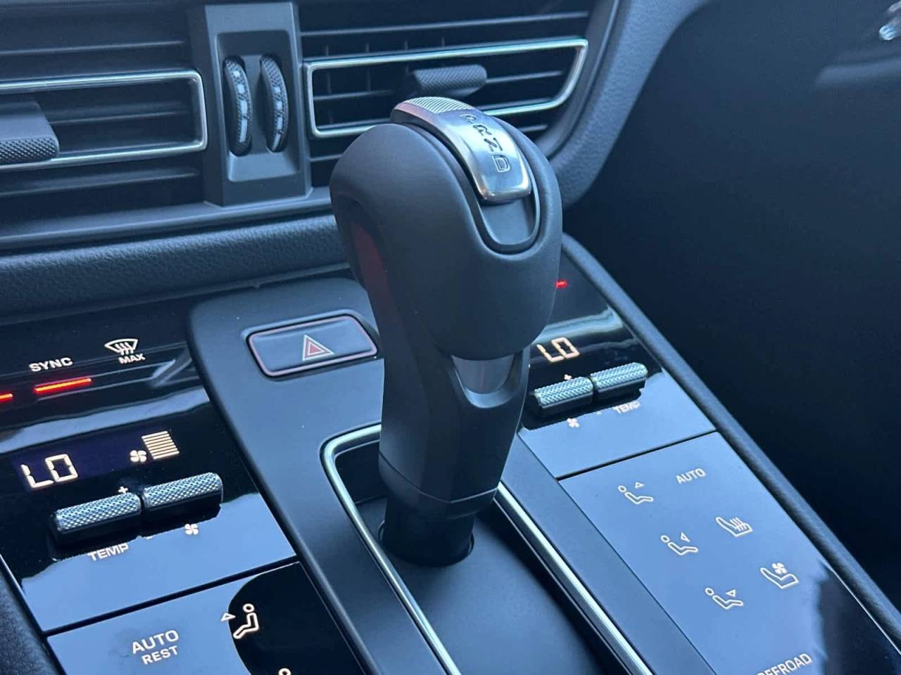 2026 Porsche Macan T