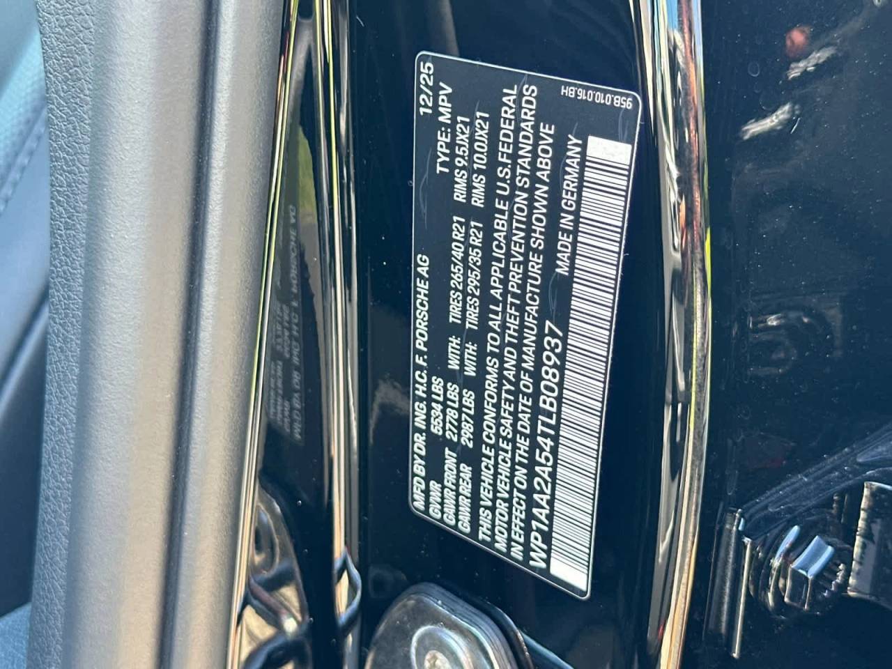 2026 Porsche Macan T