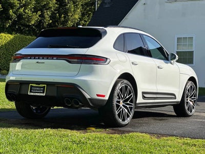 2026 Porsche Macan Base