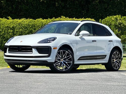 2026 Porsche Macan Base
