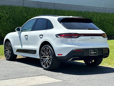 2026 Porsche Macan Base