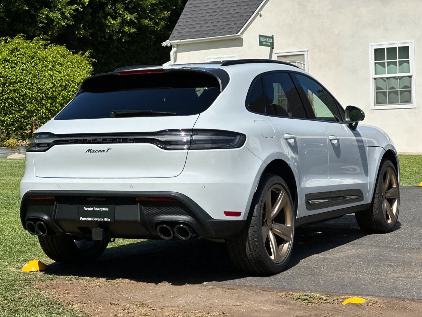 2026 Porsche Macan Macan T
