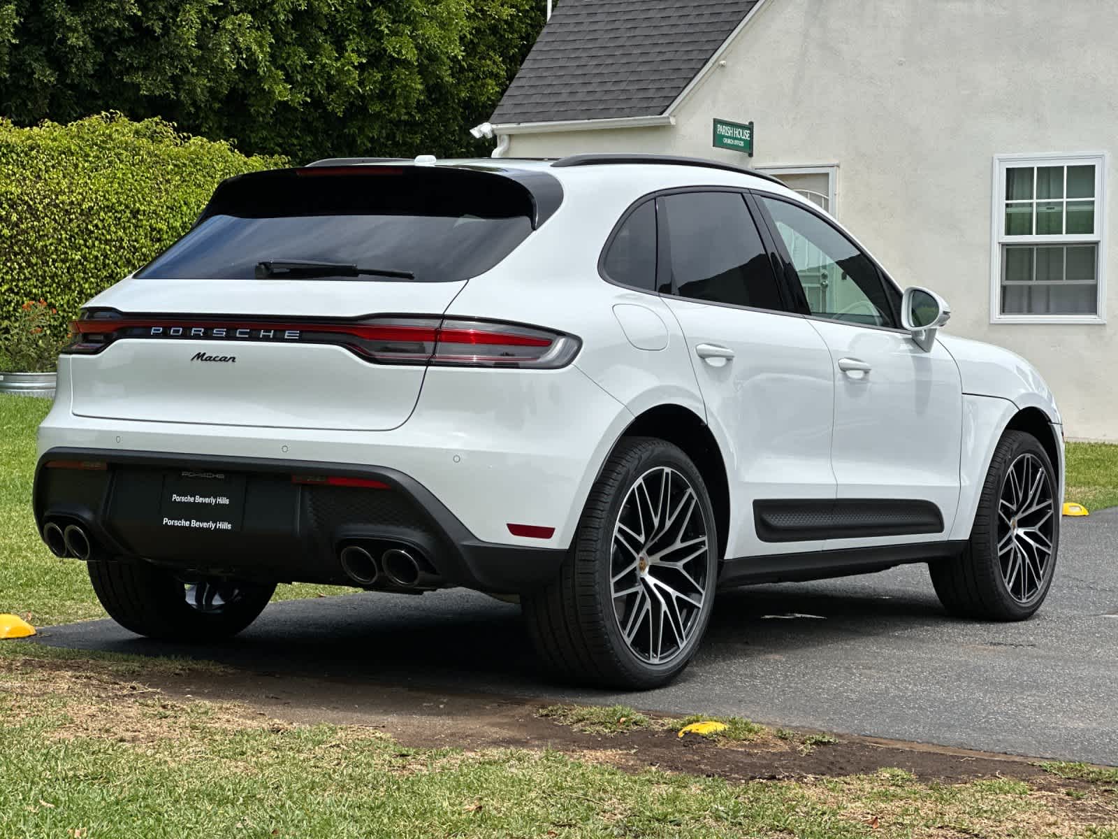 2026 Porsche Macan Macan