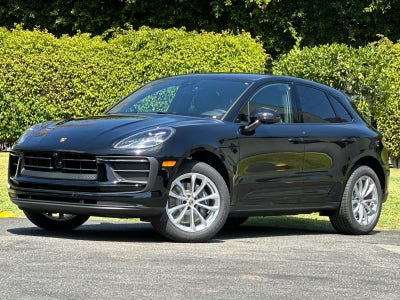 2026 Porsche Macan Macan