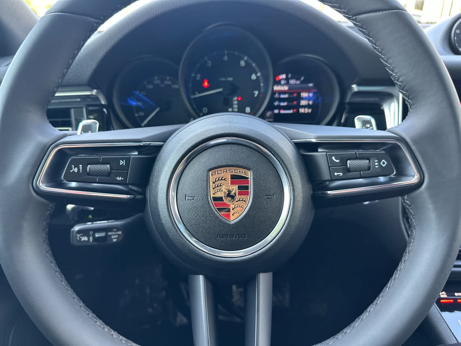 2026 Porsche Macan Macan