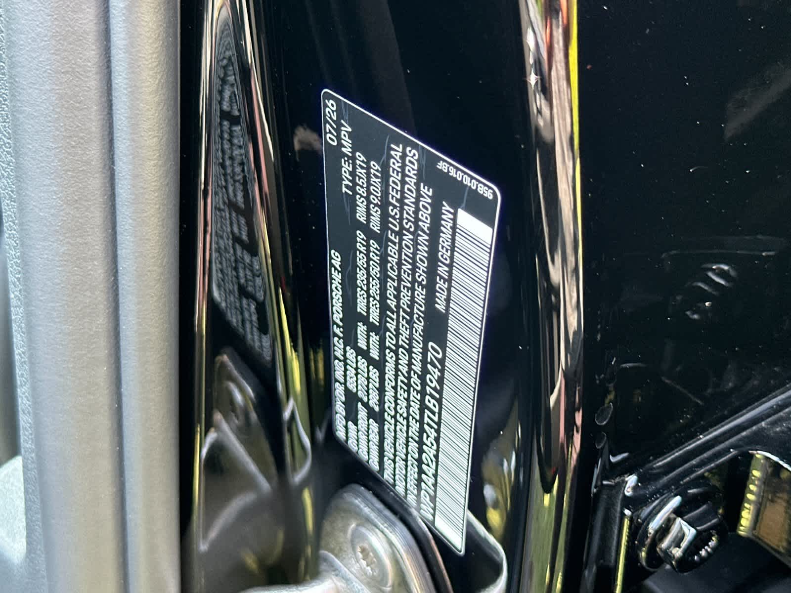 2026 Porsche Macan Macan