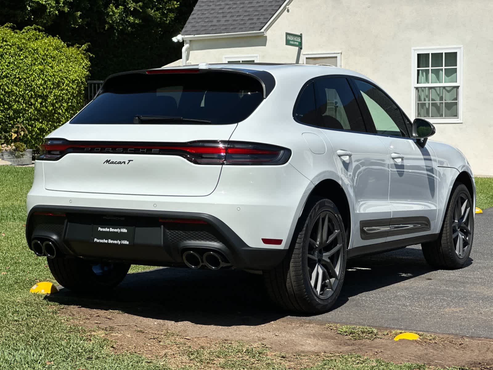 2026 Porsche Macan Macan T