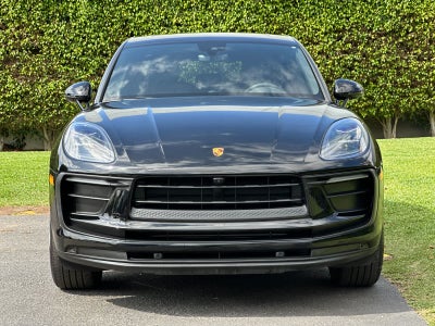 2022 Porsche Macan Macan